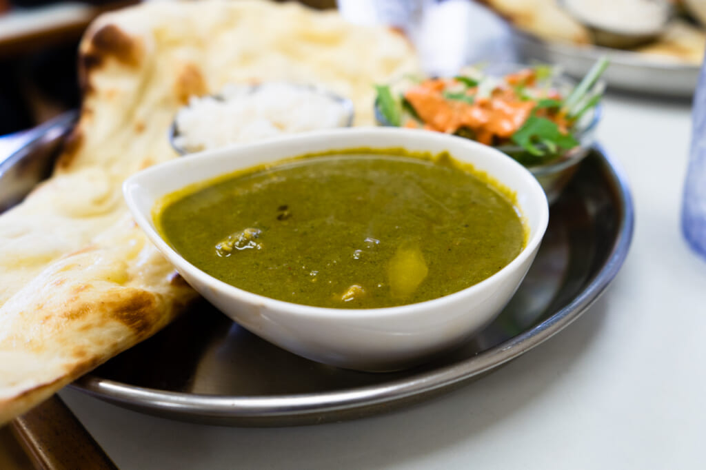 ほうれん草チキンカレー