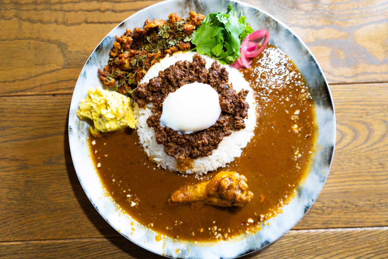 チャランドラーカリー　トリプルカリー