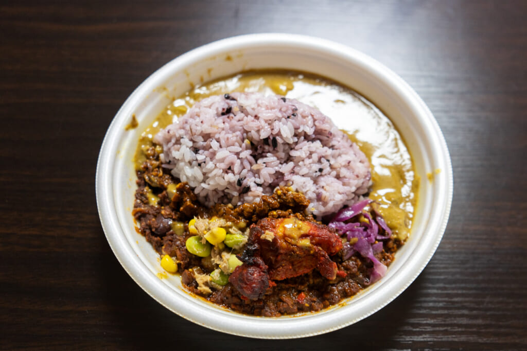 旧ヤム邸監修 和風だしのスパイスカレー