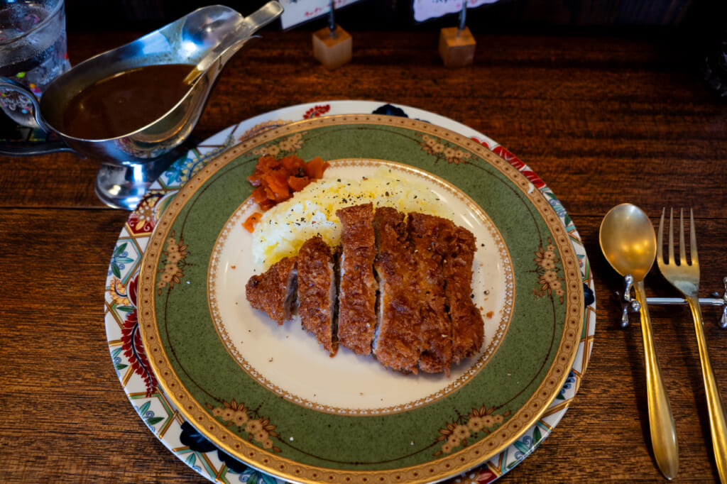 キッチンサフラン カツカレー