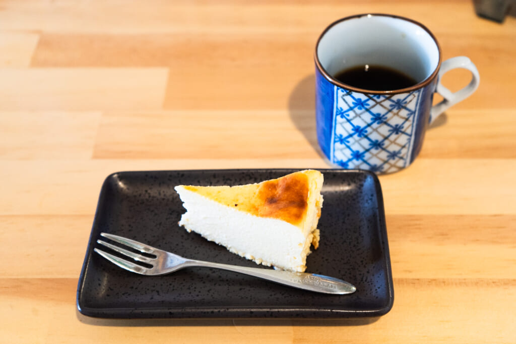 ヤミヤミカレー　ケーキ