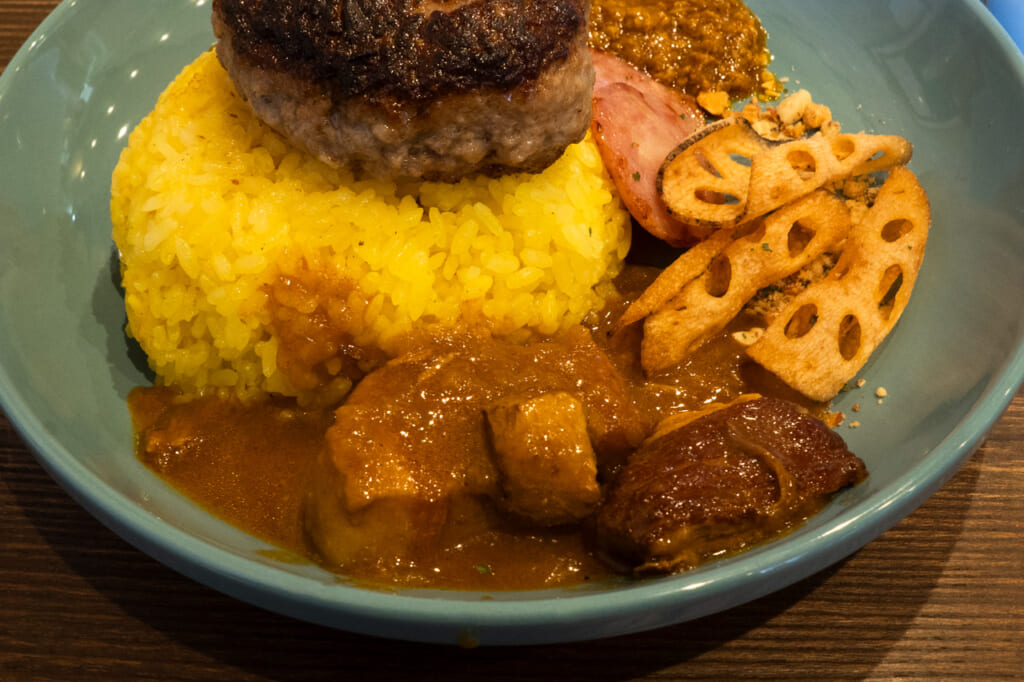 一甲　ポークカレー