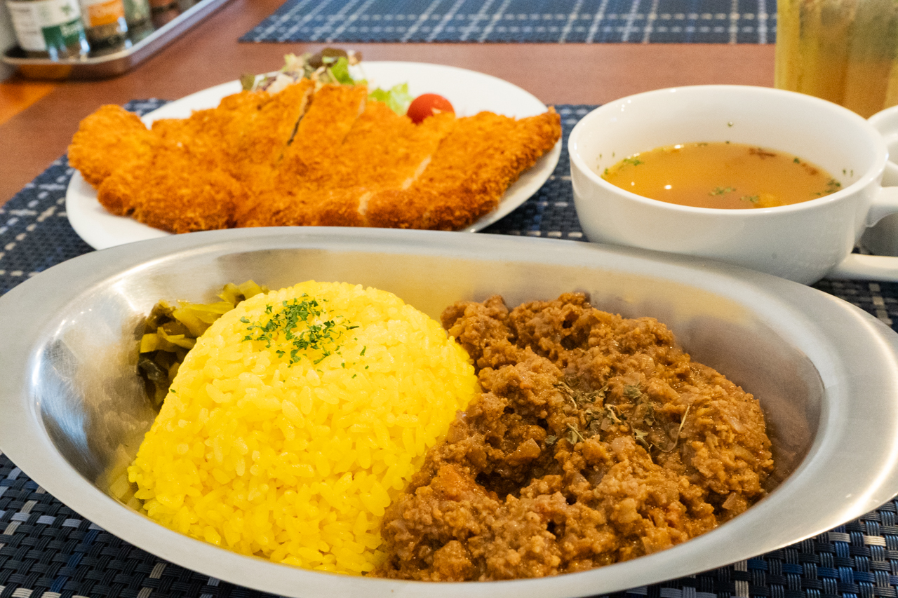 チキンカツカレー