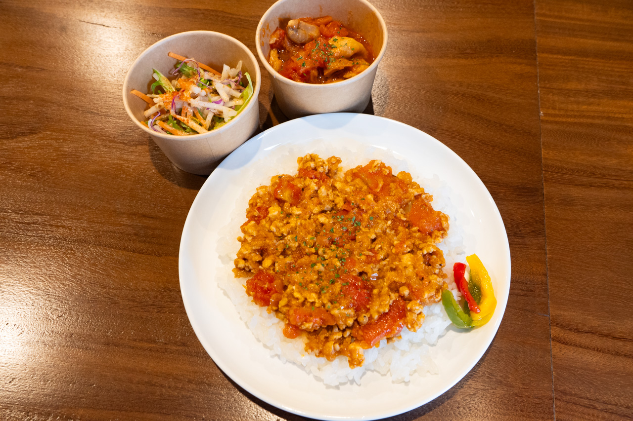 キーマカレー&サラダセット