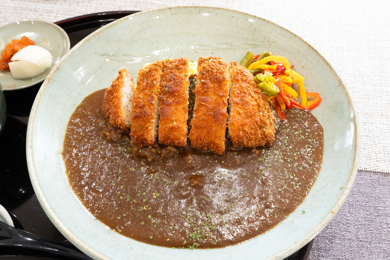 伝七のカツカレー