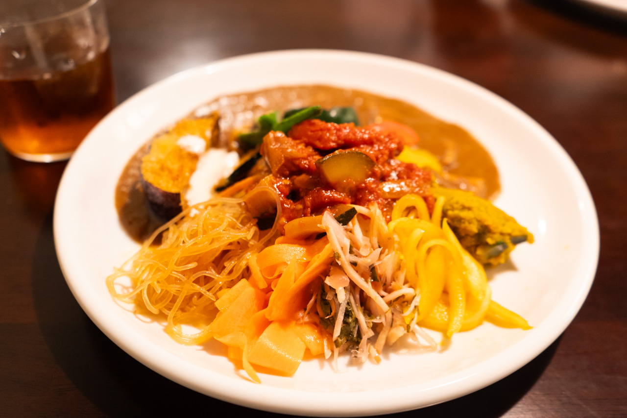 有機野菜のスパイスカレーの具