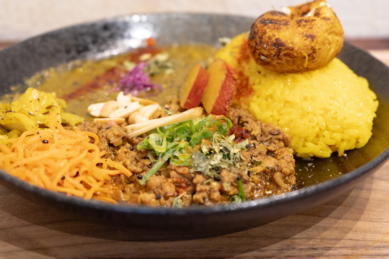 大地の恵みポークのキーマカレー